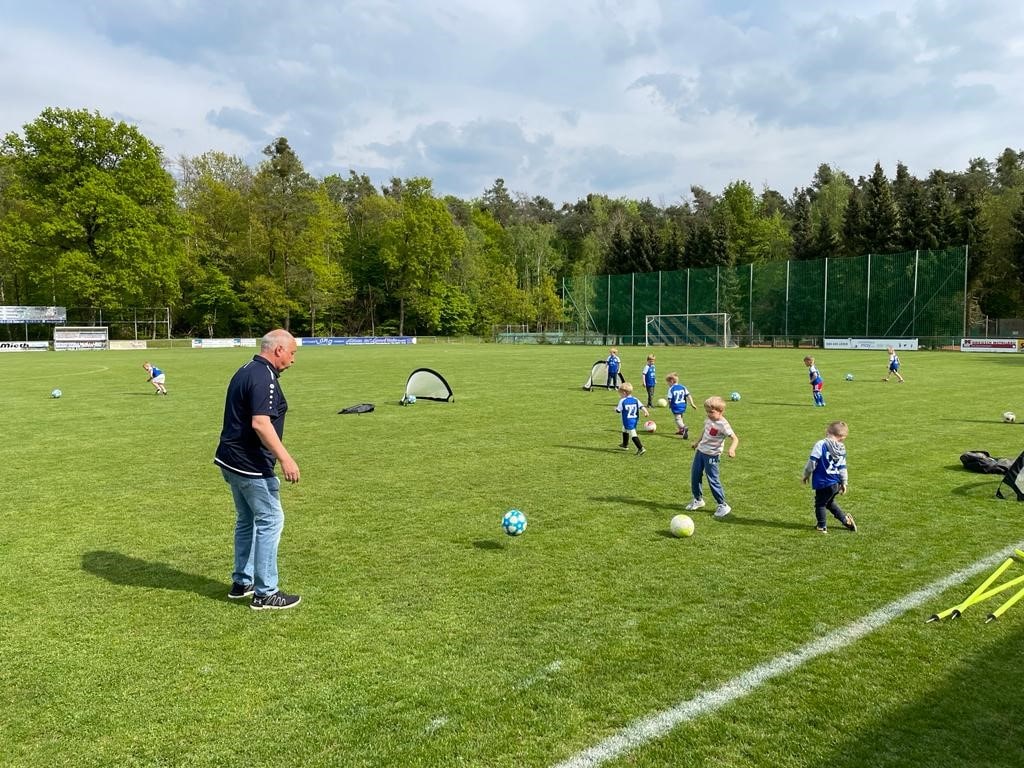 Fußball